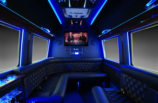 Van rentals in Ft Worth